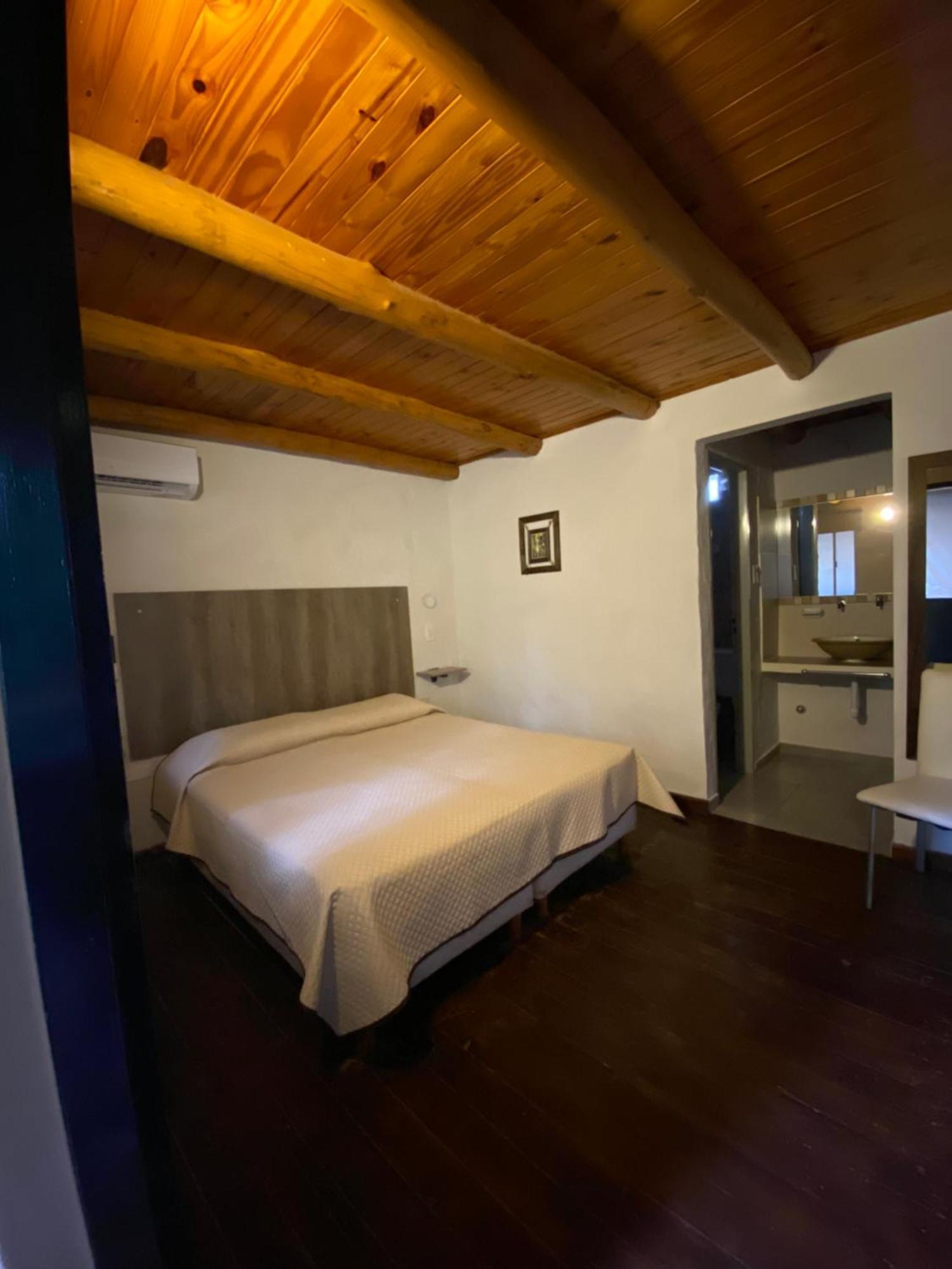 Hotel Cristobal De Colon Zewnętrze zdjęcie